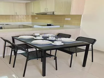 Large Furnished-Studio Partial Sea View-3