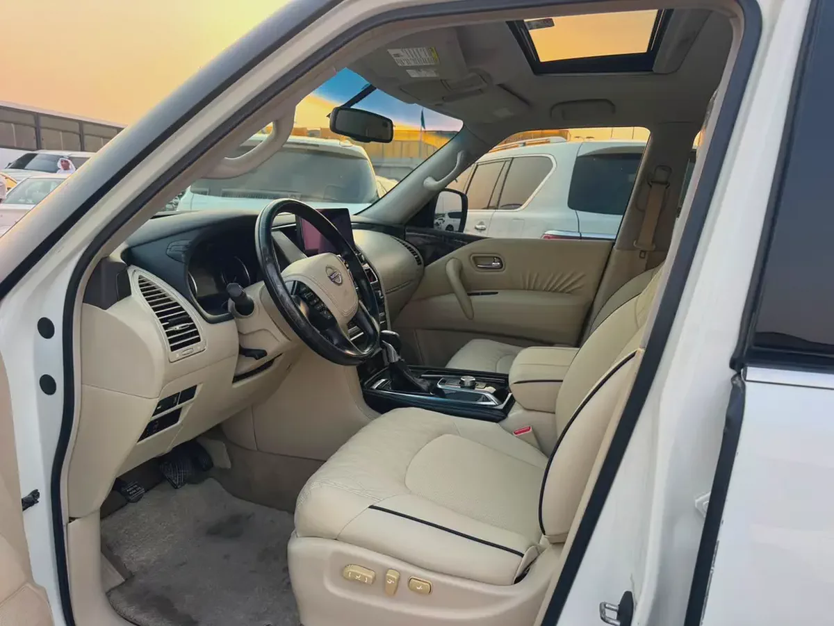 Nissan Patrol SE 2014 | GCC Specs | Well Maintained-3-3