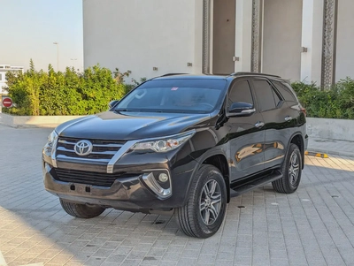 TOYOTA FORTUNER 2016 GCC V4 2.7L 4X4 IN EXCELLENT CONDITION-1