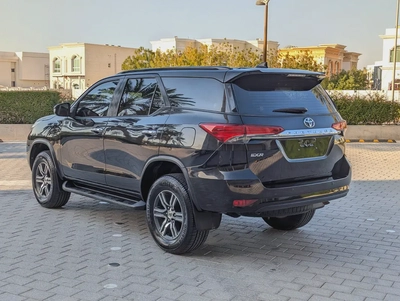 TOYOTA FORTUNER 2016 GCC V4 2.7L 4X4 IN EXCELLENT CONDITION-12
