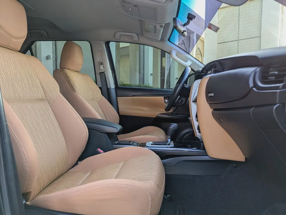 TOYOTA FORTUNER 2016 GCC V4 2.7L 4X4 IN EXCELLENT CONDITION-6-6