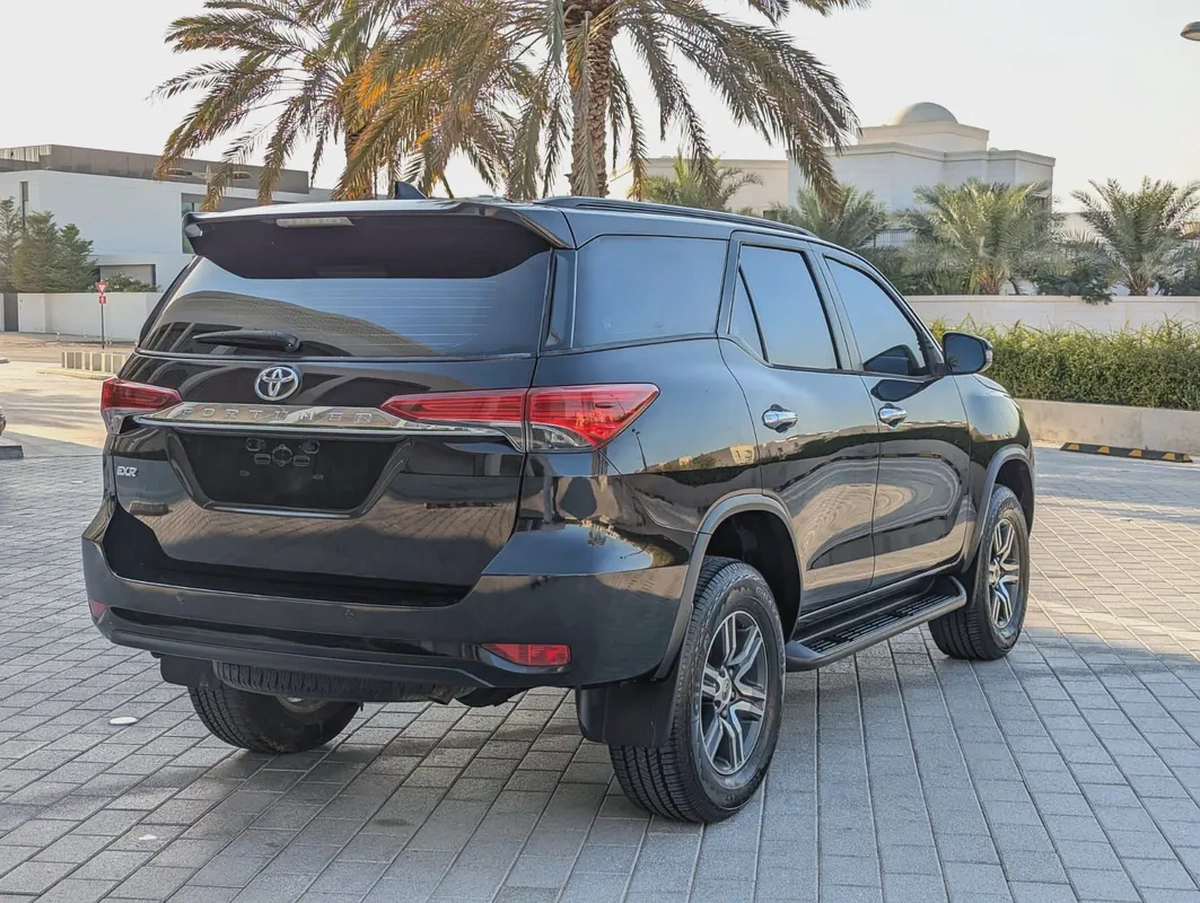 TOYOTA FORTUNER 2016 GCC V4 2.7L 4X4 IN EXCELLENT CONDITION-13-13