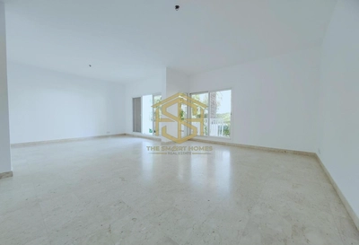 Townhouse for rent in Falcon Villas, Al Garhoud-1