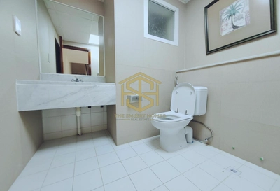 Townhouse for rent in Falcon Villas, Al Garhoud-5