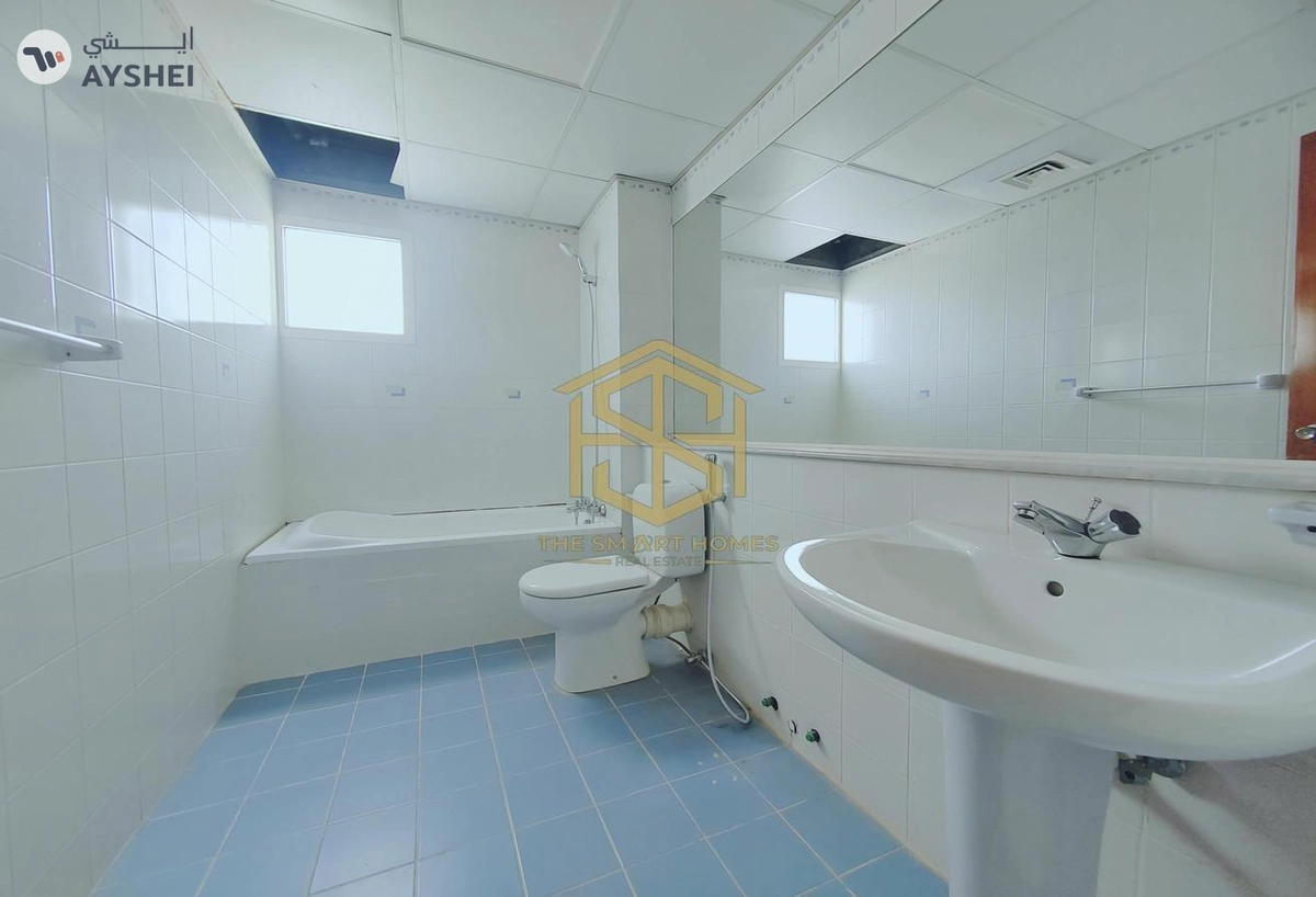 Townhouse for rent in Falcon Villas, Al Garhoud-20-20