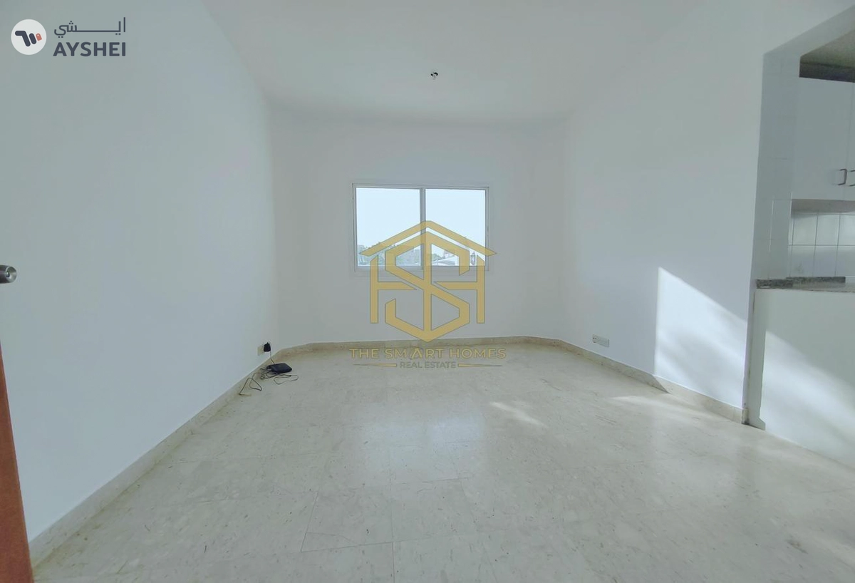 Townhouse for rent in Falcon Villas, Al Garhoud-2-2