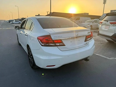 Honda Civic RS 1.8 i-VTEC GCC Model: 2013 Mileage: 117,000 KMS Spec: GCC Very clean and well-maintai-11