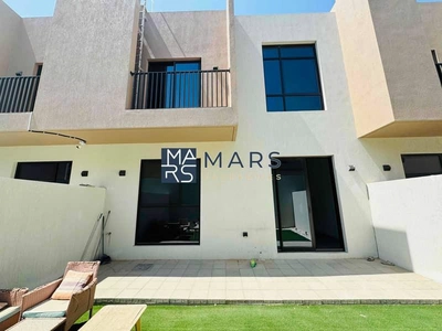 3-Bedroom Villa for Rent in Nasma Residence – Middle Unit Available for 100K. Perfect for families-14