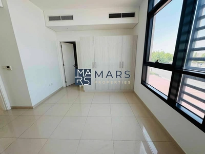 3-Bedroom Villa for Rent in Nasma Residence – Middle Unit Available for 100K. Perfect for families-4