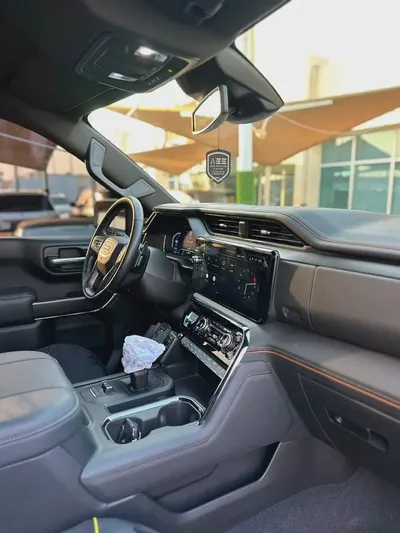 GMC Sierra AT4 2025 GCC Specs-8