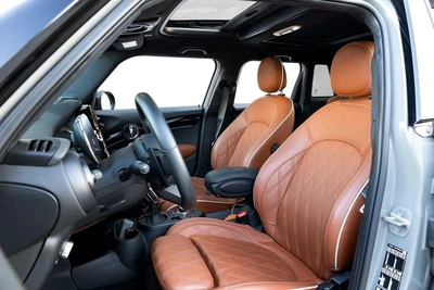 For sale MINI Hatch Cooper S III (F55/F56) Facelift 2, 2.0 l, 2023 in Dubai-4