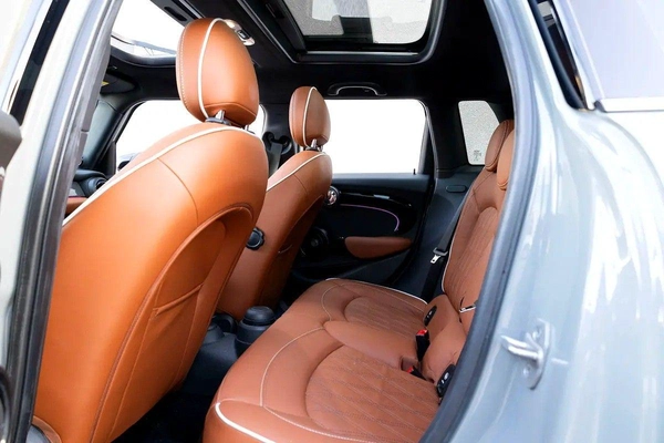 For sale MINI Hatch Cooper S III (F55/F56) Facelift 2, 2.0 l, 2023 in Dubai