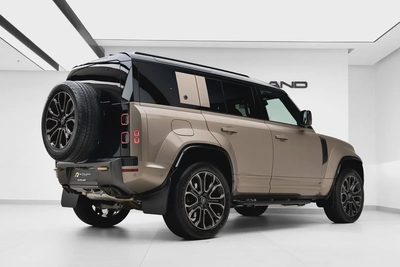 2025 LAND ROVER DEFENDER P635 OCTA | GCC 5 YEARS WARRANTY | 635 HP | HIGH SPEC-1