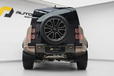 2025 LAND ROVER DEFENDER P635 OCTA | GCC 5 YEARS WARRANTY | 635 HP | HIGH SPEC-4