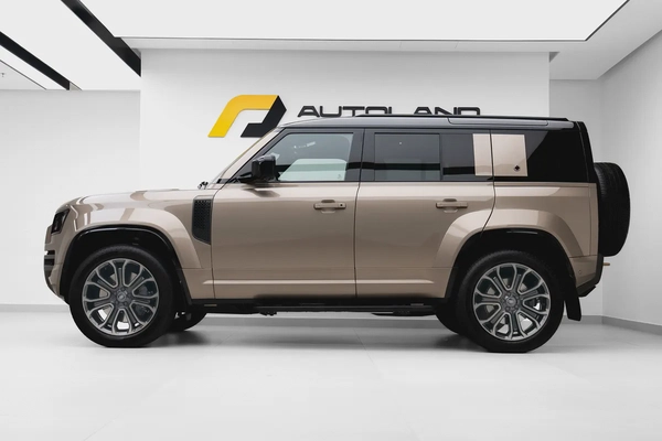 2025 LAND ROVER DEFENDER P635 OCTA | GCC 5 YEARS WARRANTY | 635 HP | HIGH SPEC