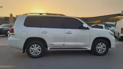Toyota Land Cruiser GXR 2009 | GCC Specs | Well Maintained-4