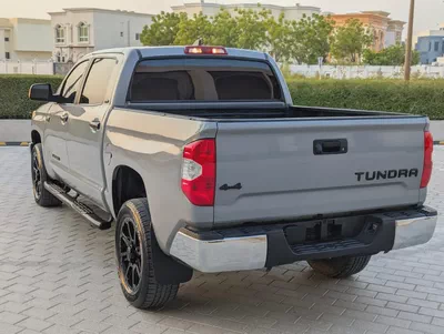 2019 Toyota Tundra Crewmax SR5 - GCC Specs interior and Exterior Excellent Condition-4
