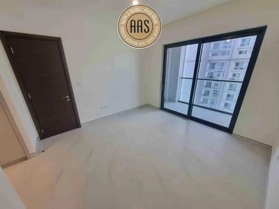 Elegant 2BHK • Spacious Layout • High Floor • Rent 155k-8