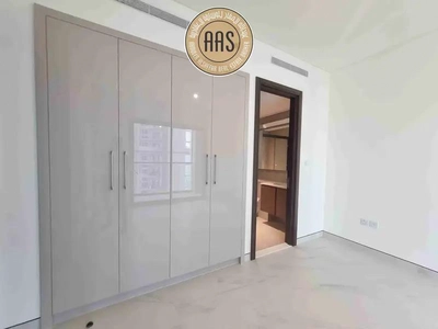 Elegant 2BHK • Spacious Layout • High Floor • Rent 155k-11