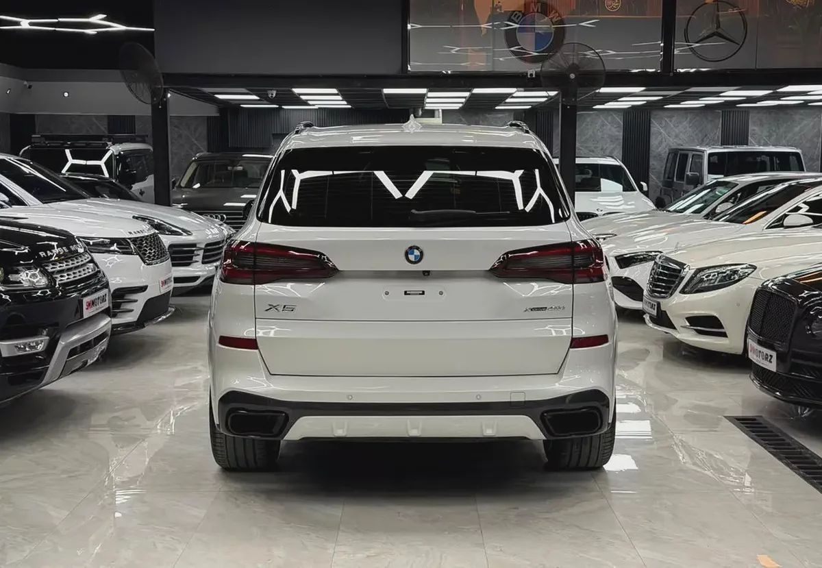 BMW Warranty 2027 or 200k | JUST Serviced (BMW) | Original Paint | GCC-3-3