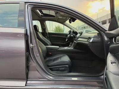 Honda Accord, 2018  GCC specs, full option, in excellent condition,-9