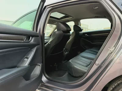 Honda Accord, 2018  GCC specs, full option, in excellent condition,-10