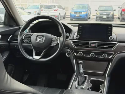Honda Accord, 2018  GCC specs, full option, in excellent condition,-8