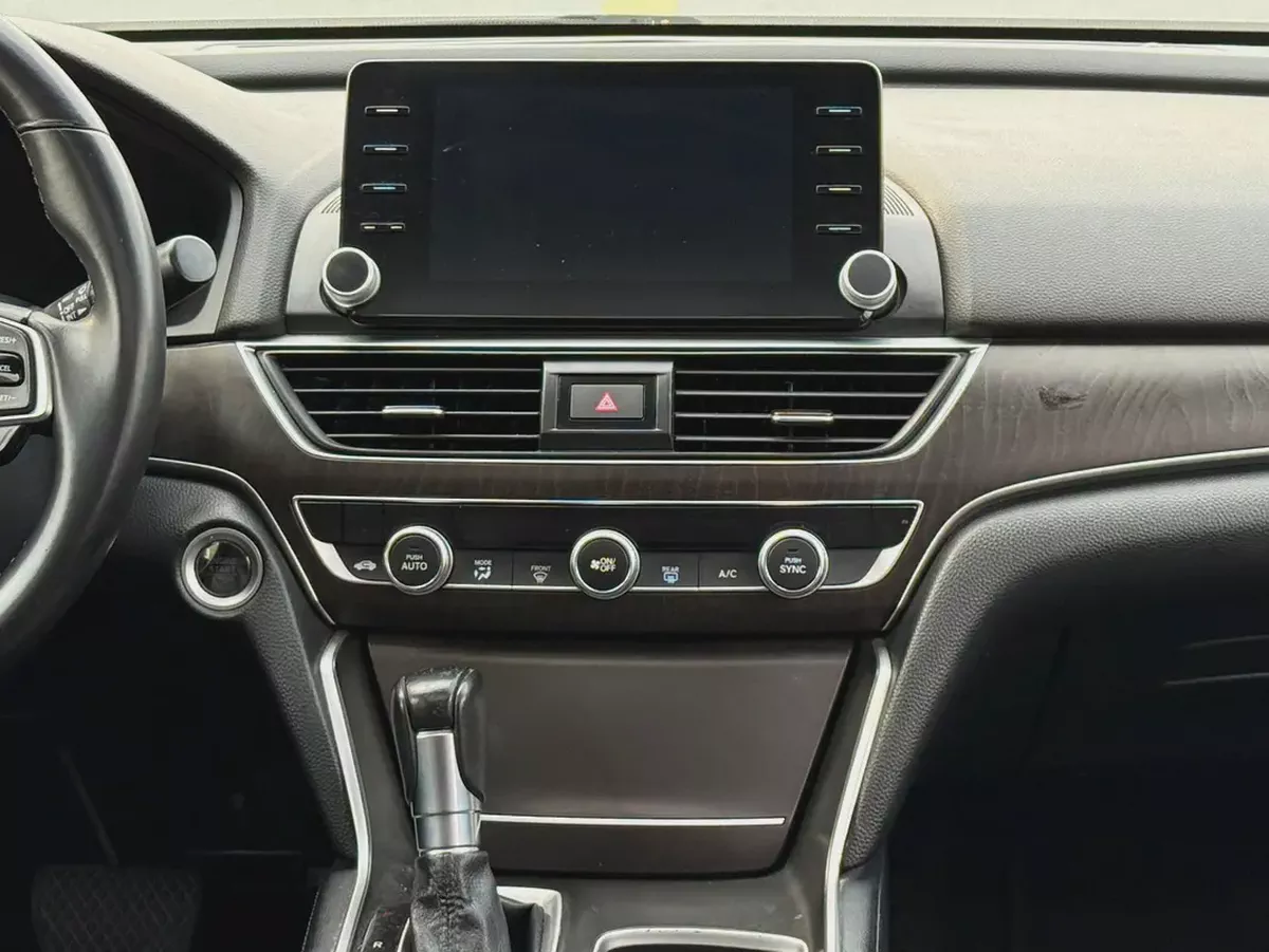 Honda Accord, 2018  GCC specs, full option, in excellent condition,-12-12