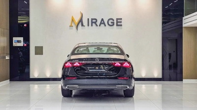 MERCEDES BENZ - E CLASS - E 200 - 2026 MODEL - BLACK COLOR - 0 KM - KOREAN SPECS-13