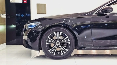 MERCEDES BENZ - E CLASS - E 200 - 2026 MODEL - BLACK COLOR - 0 KM - KOREAN SPECS-17