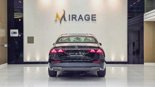 MERCEDES BENZ - E CLASS - E 200 - 2026 MODEL - BLACK COLOR - 0 KM - KOREAN SPECS
