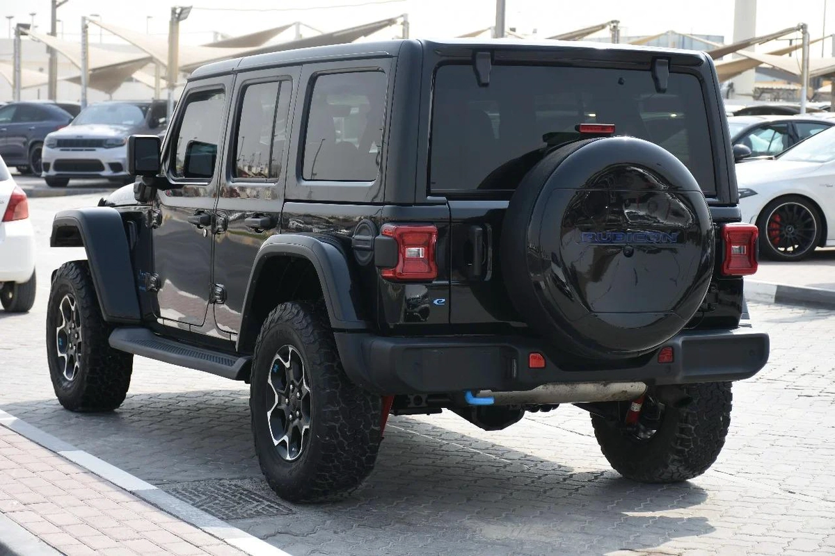 RUBICON 4XE ( PHEV ) 2023 | BLACK LIKE-12-12