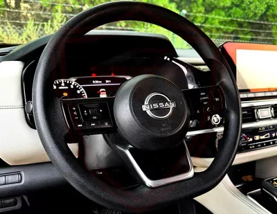 Nissan Pathfinder SV 3.5L V6 | GCC Specs | Accident-Free | Excellent Condition | 1327/Month-13
