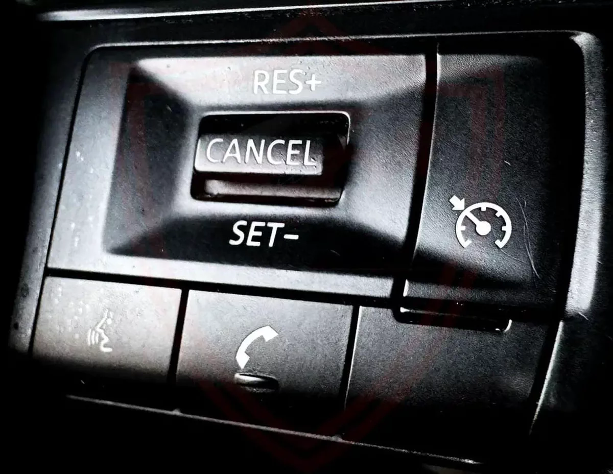 Nissan Pathfinder SV 3.5L V6 | GCC Specs | Accident-Free | Excellent Condition | 1327/Month-14-0