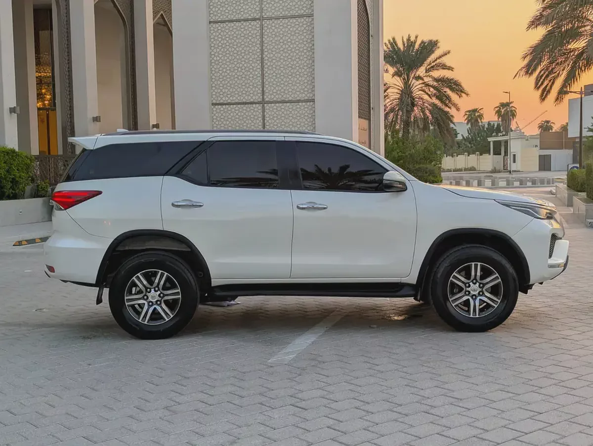 Toyota Fortuner 2022 EXR GCC Specs V4 2.7L Interior and Exterior Excellent Condition-11-11