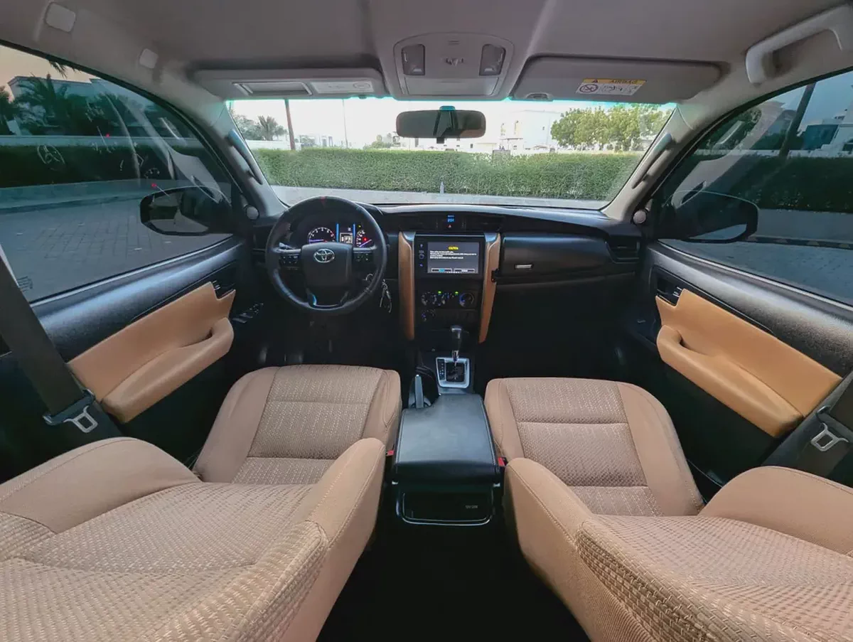 Toyota Fortuner 2022 EXR GCC Specs V4 2.7L Interior and Exterior Excellent Condition-3-3