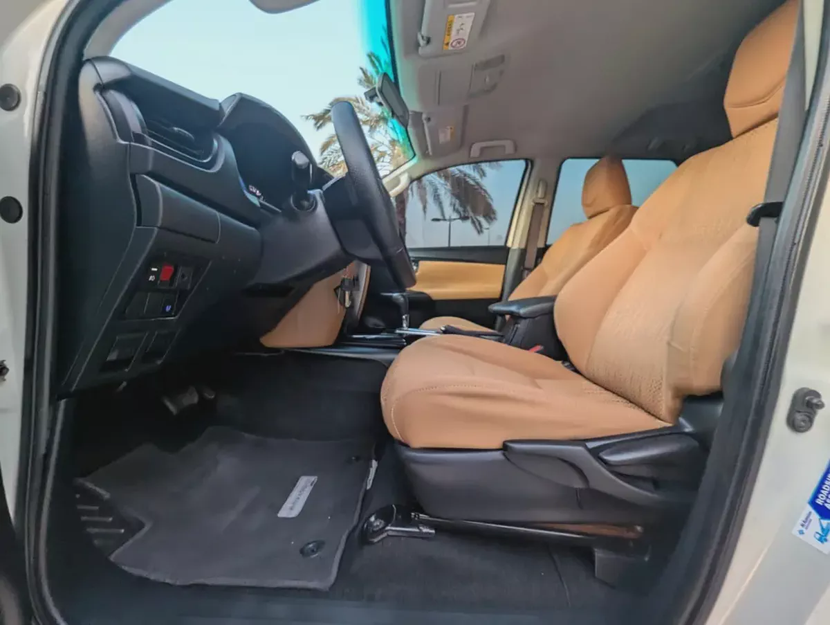 Toyota Fortuner 2022 EXR GCC Specs V4 2.7L Interior and Exterior Excellent Condition-4-4