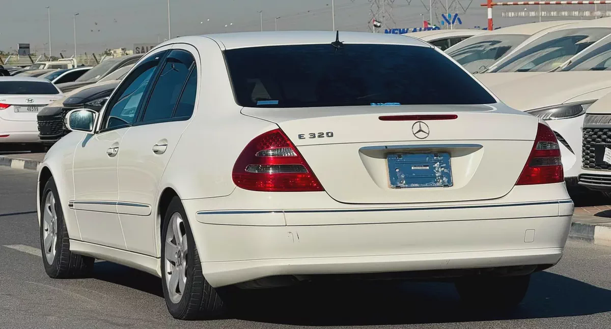 BENZ E320 | 2004 | CLEAN CAR | JAPAN IMPORT-4-4