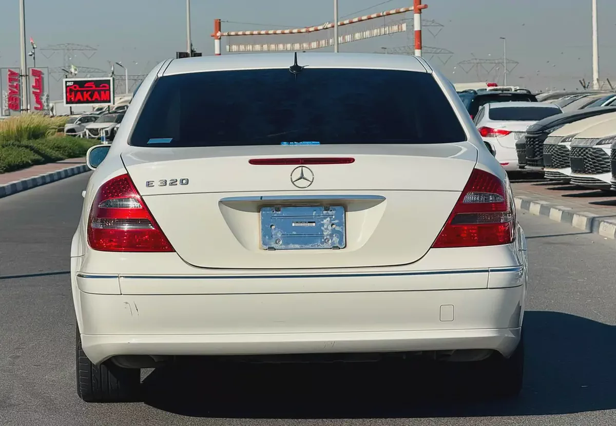 BENZ E320 | 2004 | CLEAN CAR | JAPAN IMPORT-5-5