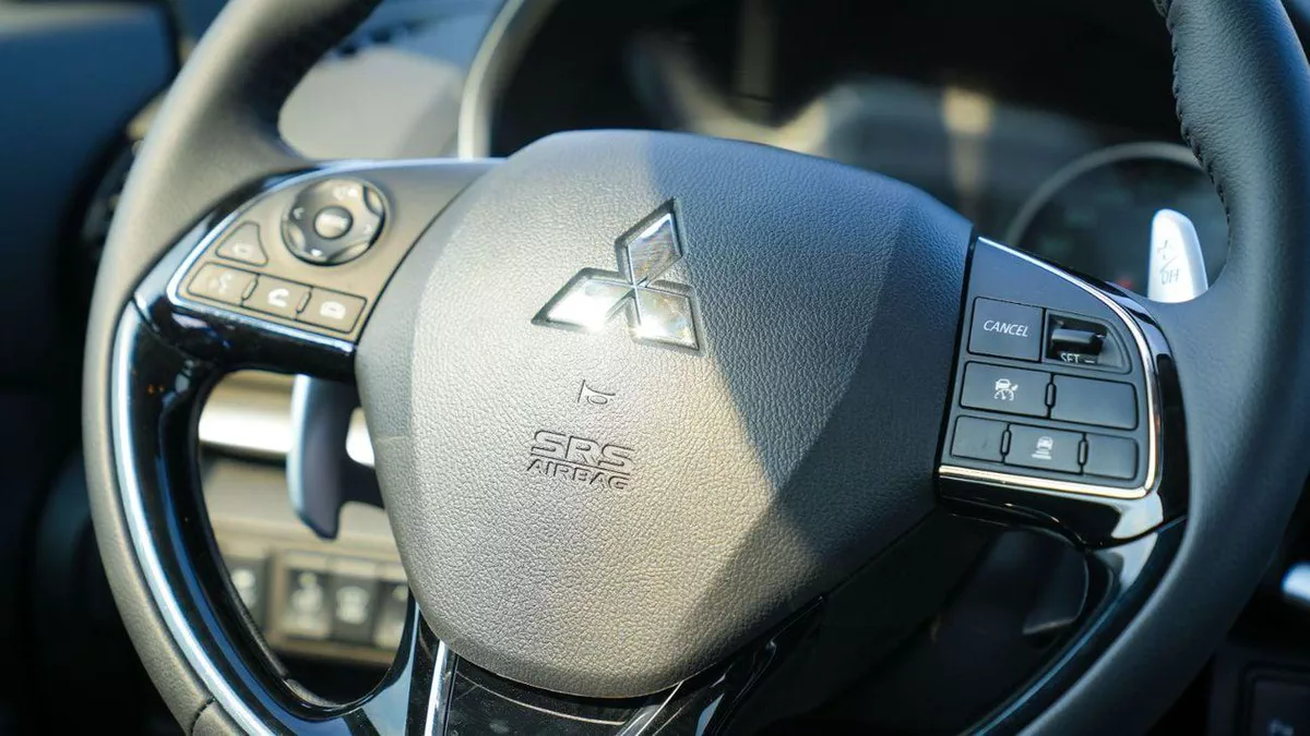 Mitsubishi Eclipse Cross GLS HIGH LINE Brand New – 1.5L Petrol 4WD Automatic – H43 – GCC 2026 – Export Only-17-0