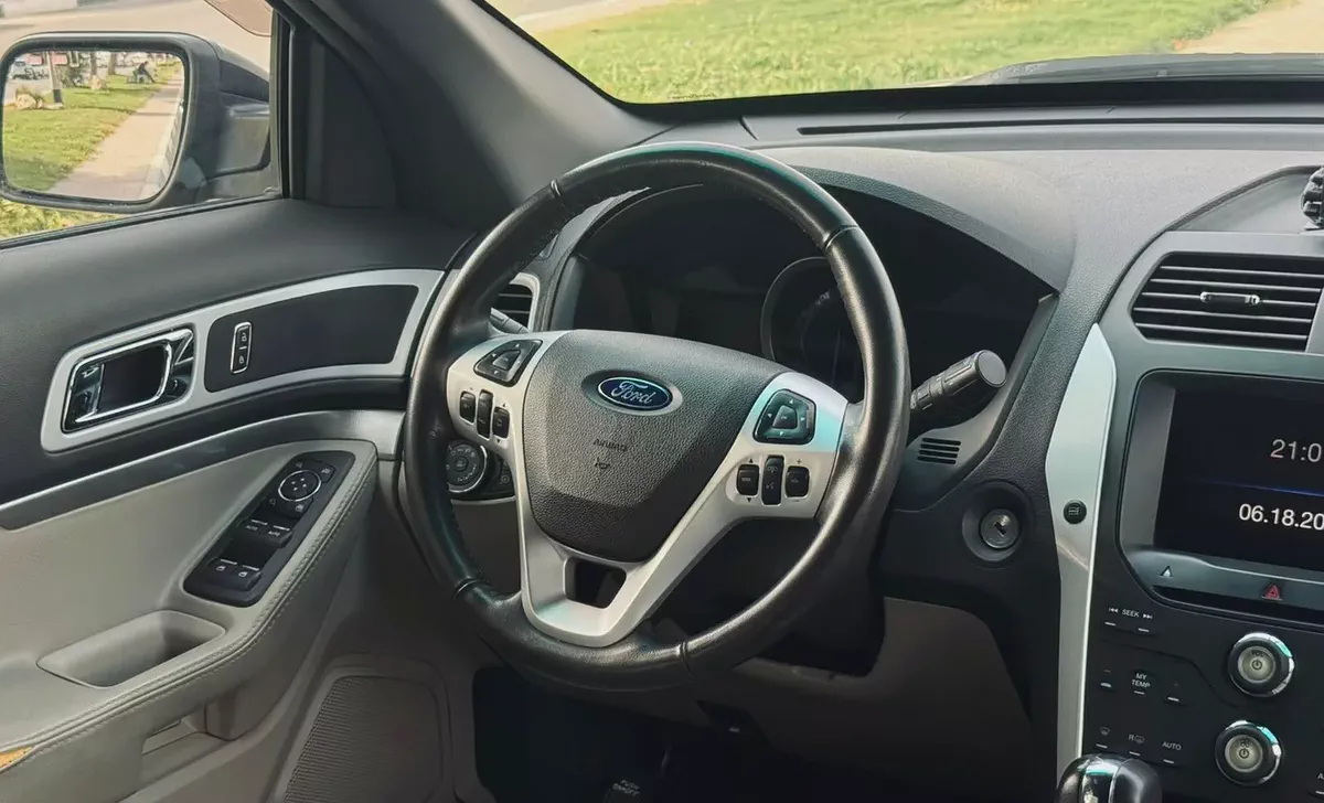 FORD EXPLORER XLT - 2012 - CLEAN CAR FRESH JAPAN IMPORT-18-18