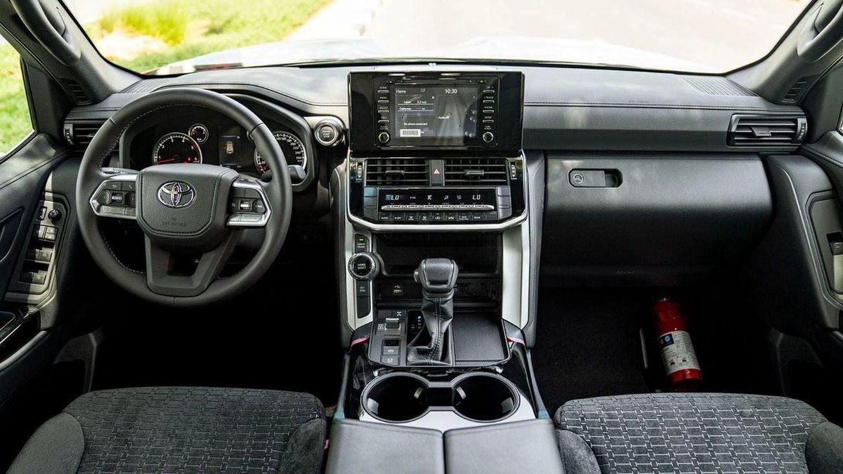 Toyota Land Cruiser GXR LC GXR 3.3D\(LHD) TOYOTA LAND CRUISER LC300 GXR 3.3D AT MY2025 – BLACK-10-0