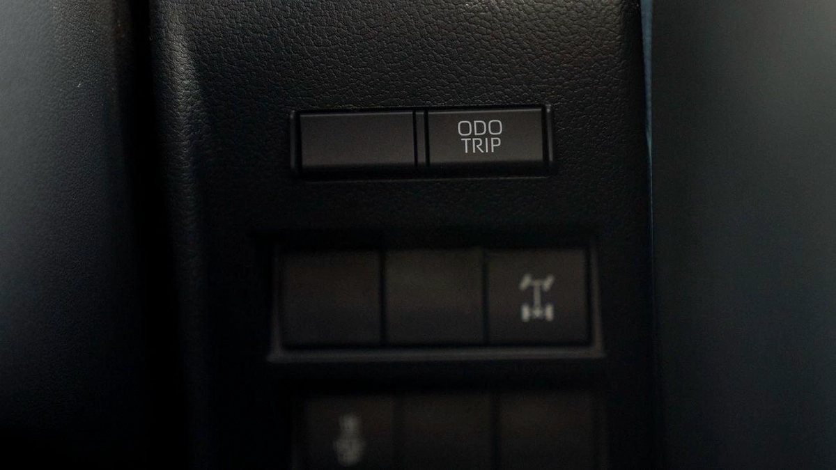 Toyota Land Cruiser GXR LC GXR 3.3D\(LHD) TOYOTA LAND CRUISER LC300 GXR 3.3D AT MY2025 – BLACK-22-0