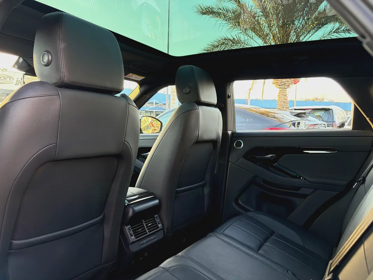 2024 Land Rover Range Rover Evoque Dynamic SE GCC Specs-6-6