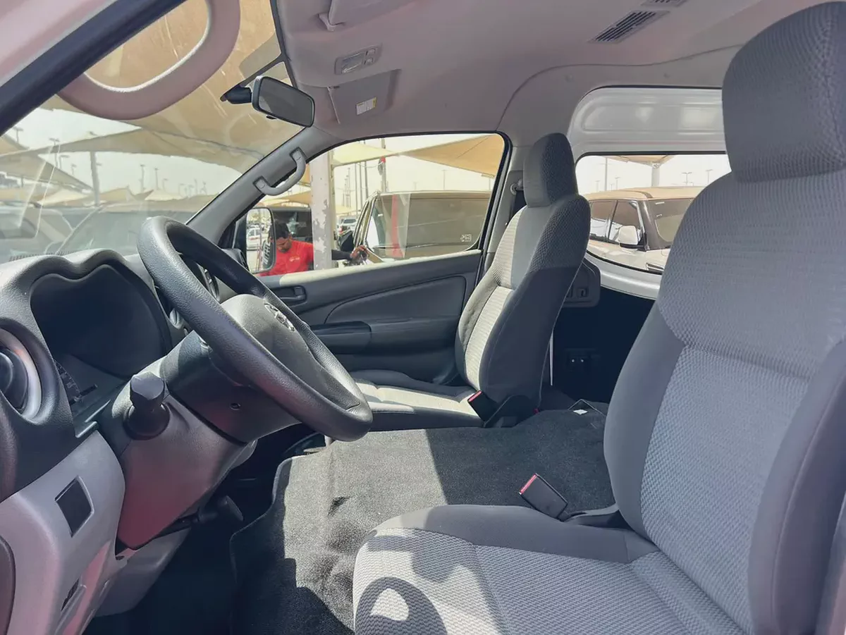 2020 Nissan Urvan, NV350 | 13 Seaters Manual | GCC | Ref#1011-8-8