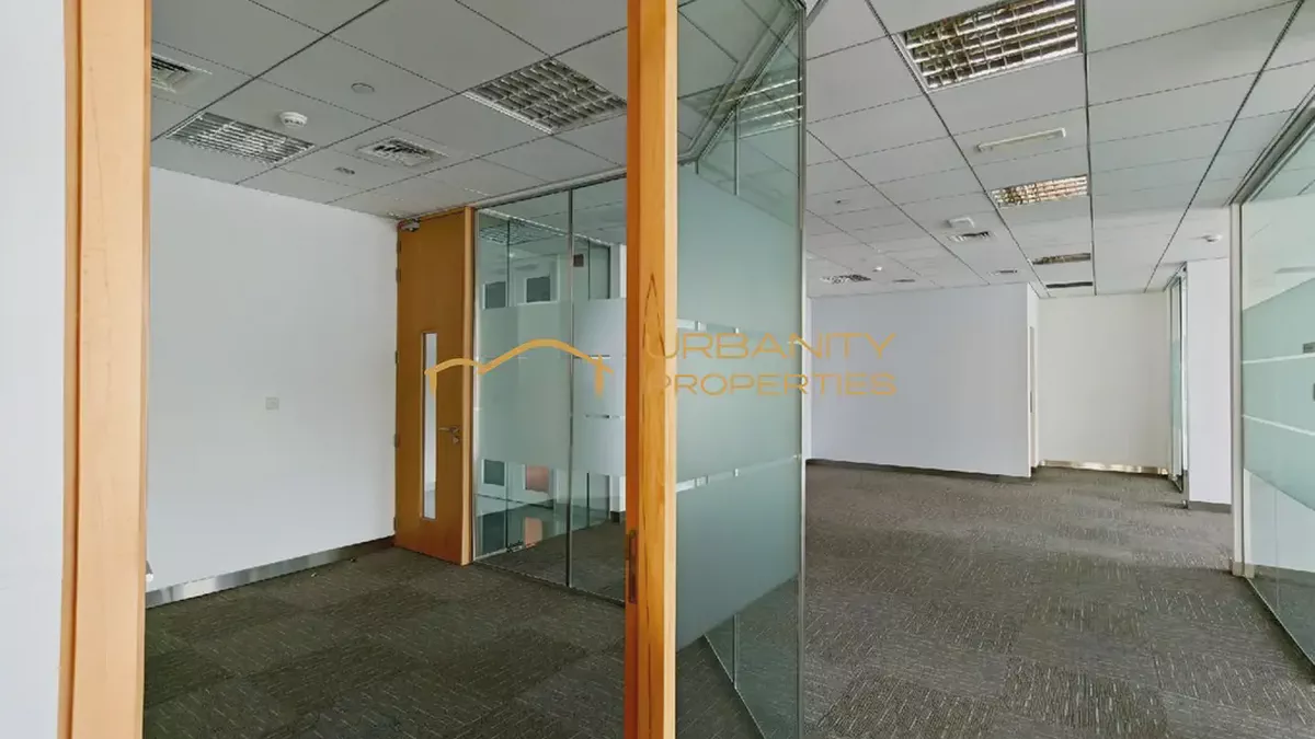 Premium 3,716 SqFt Fully Fitted Office For Rent | U-Bora Tower 2 | 7 Parking | Al Khail Views-4-4
