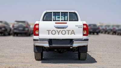 Toyota Hilux Toyota Hilux 2.4L Diesel AT Full Option 2025-4