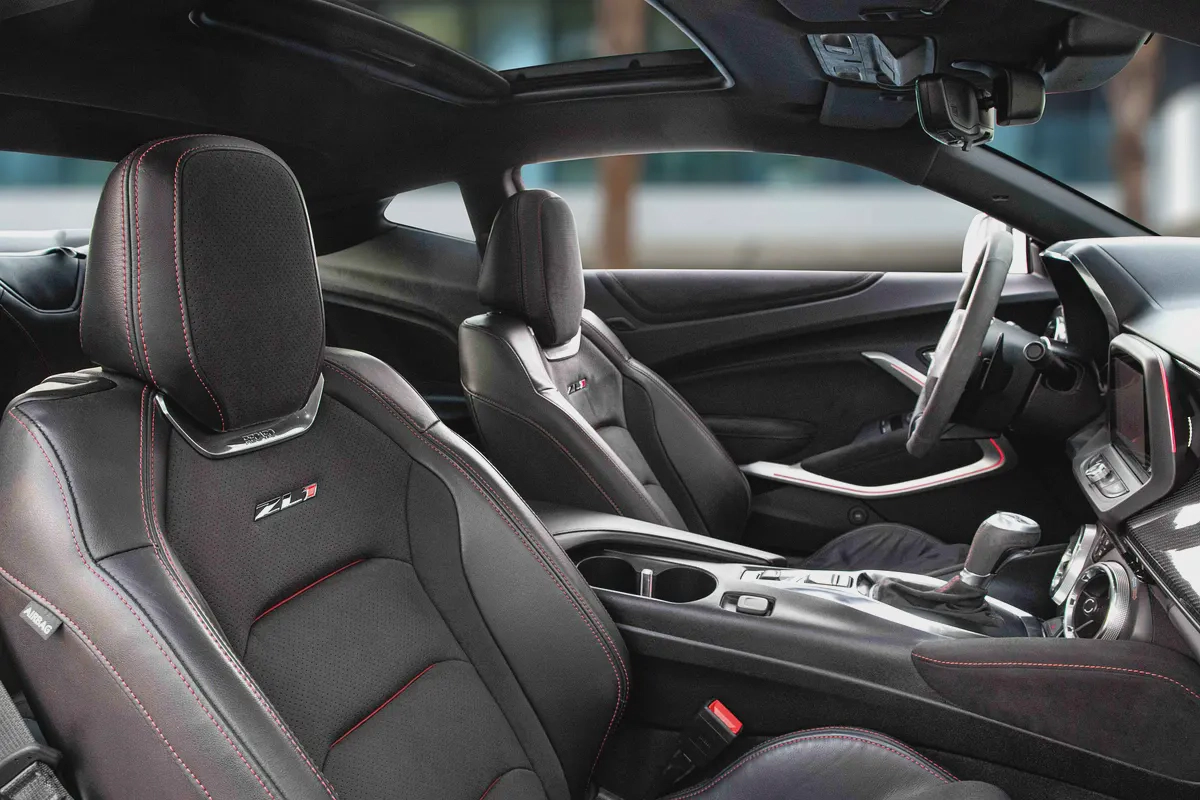 5,773 P.M |  Camaro ZL1 V8 | 0% Downpayment | Finish Line edition!-10-10