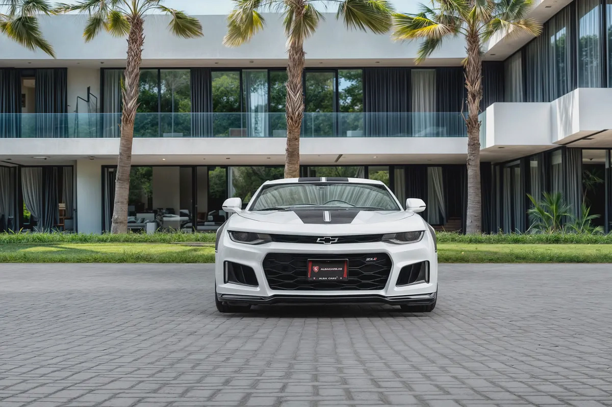 5,773 P.M |  Camaro ZL1 V8 | 0% Downpayment | Finish Line edition!-3-3