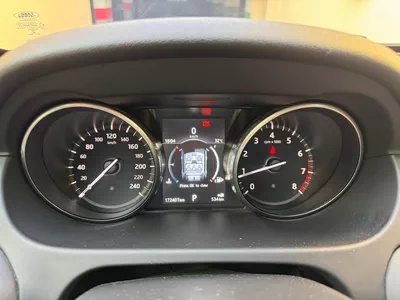 Gulf Specs 2017 DISCOVERY SPORT HSE LUXURY AWD 2.0Litre Turbo-Charged (AL-Tayer Partial)-7